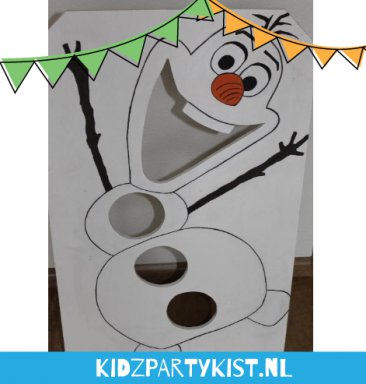 doos springen luchthaven Frozenfeestje spelletjes Olaf sneeuwballen gooien - Kidzpartykist